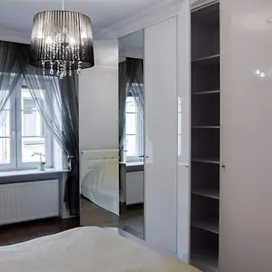 Apartament Gold - Center - Old Town - Podw9, Warszawa